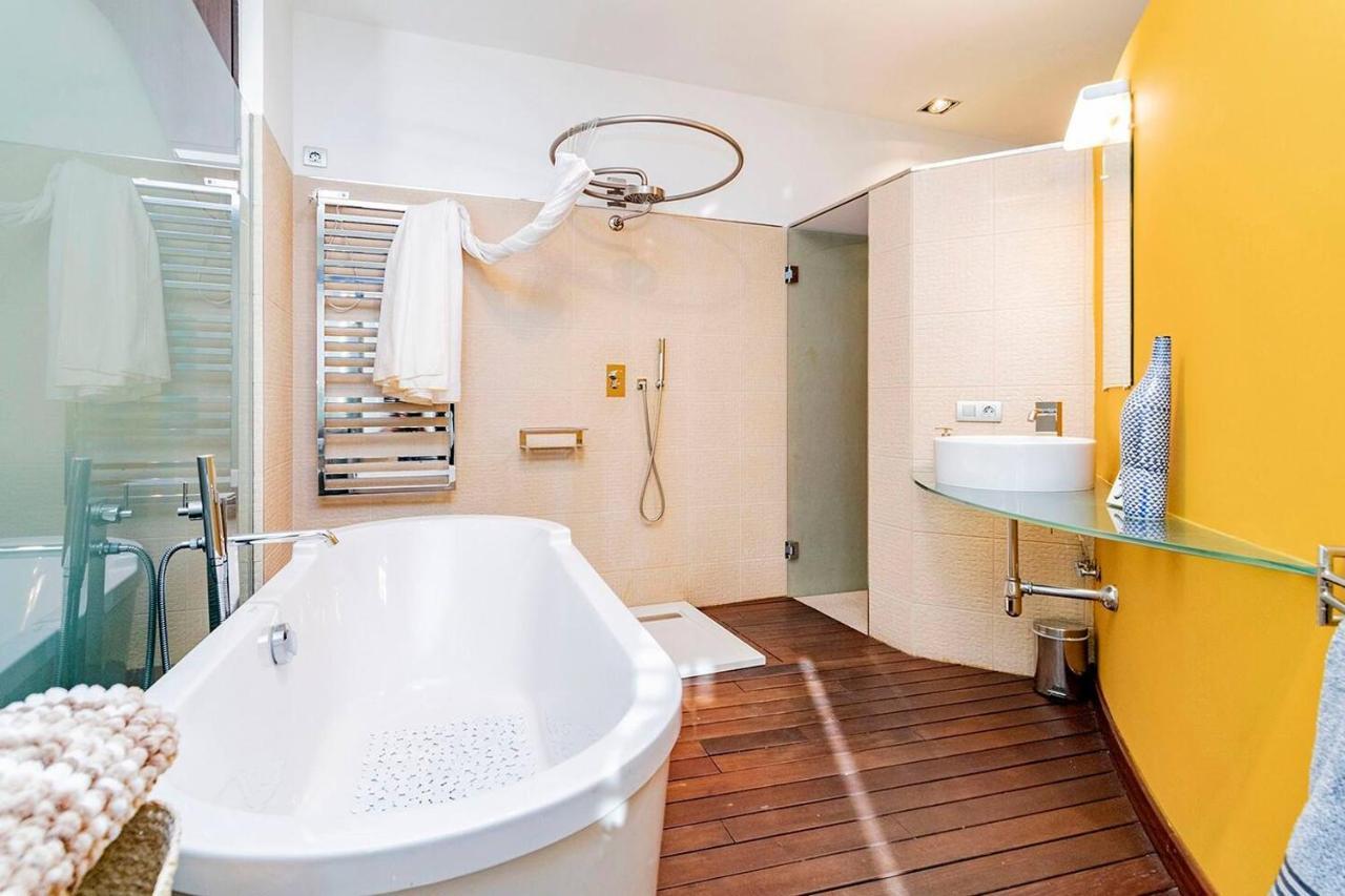 Luxury Apartment In La Latina By Batuecas Madrid Luaran gambar